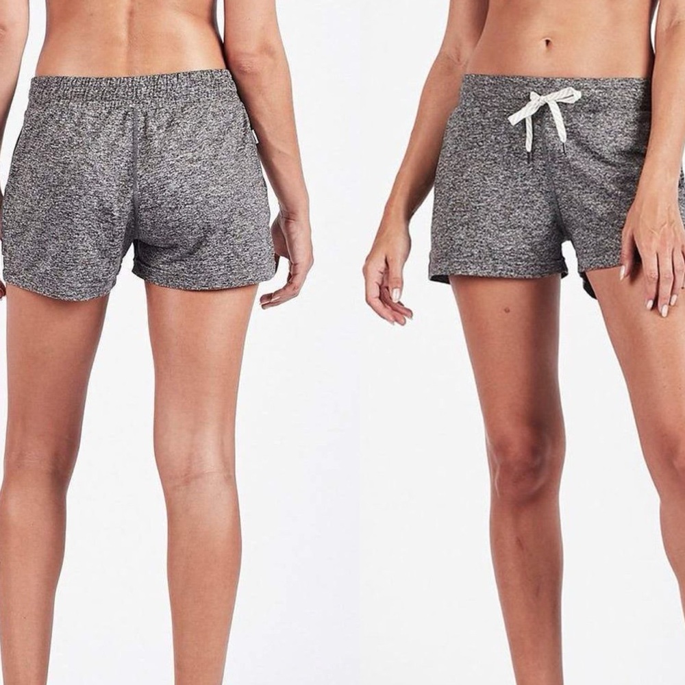 Vuori Halo Performance Short Women's DreamKnit™ Shorts, Heather Grey, Large